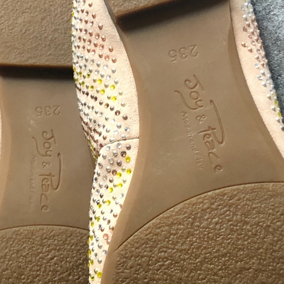 Joy & Peace Nude Flats Rhinestones 235 - Picture 6 of 8